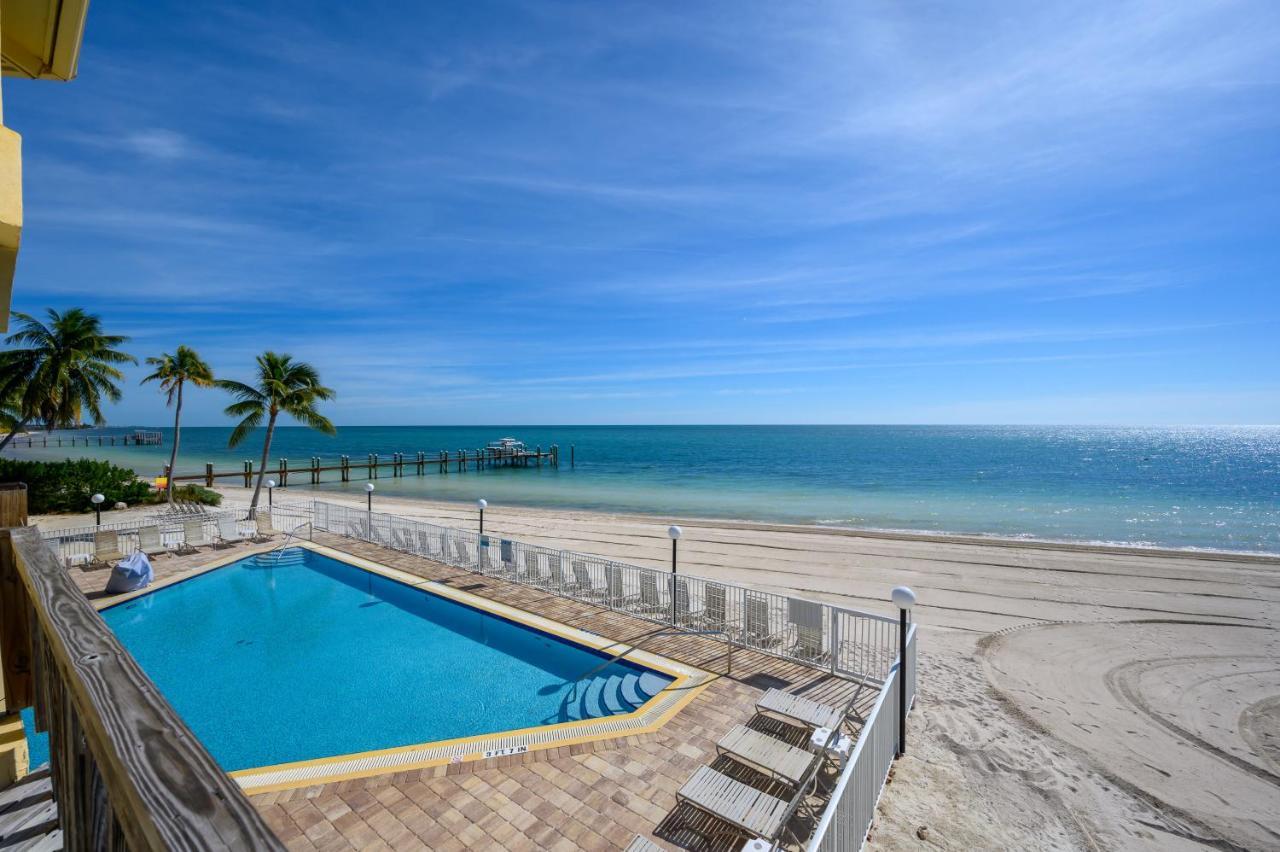 Coco Plum Beach & Tennis Club & Marina Marathon Bagian luar foto