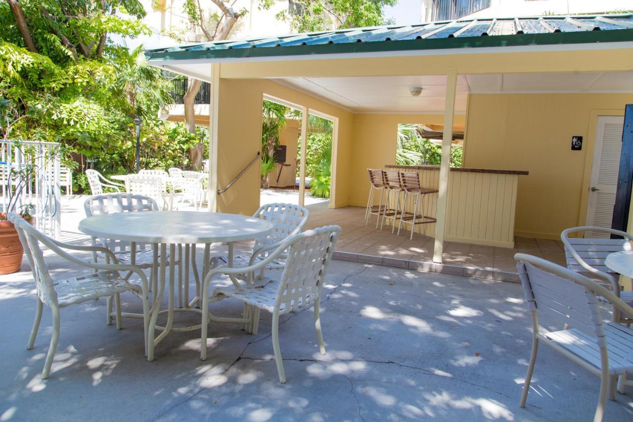 Coco Plum Beach & Tennis Club & Marina Marathon Bagian luar foto